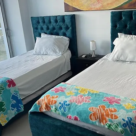 Deluxe Morros Vitri *